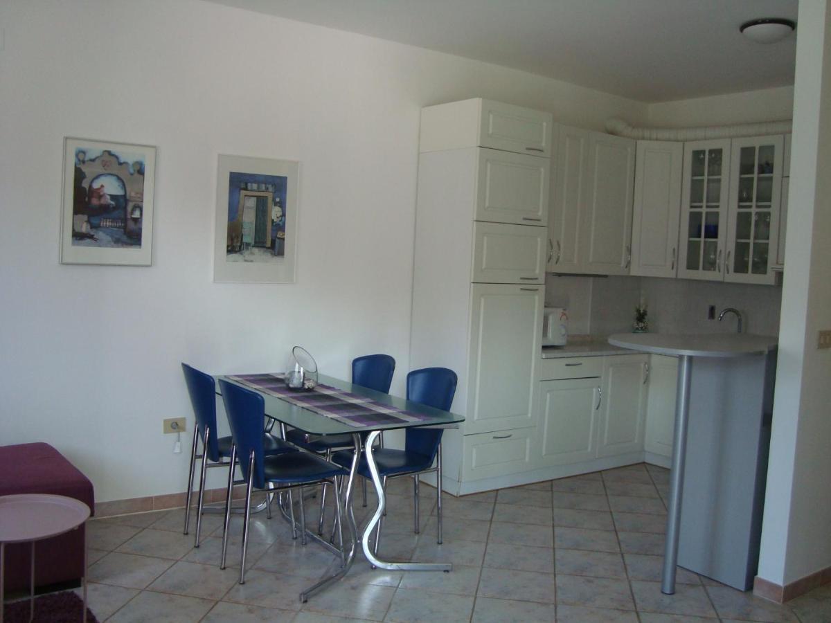 Apartman Carmen Црвени-Врх Экстерьер фото